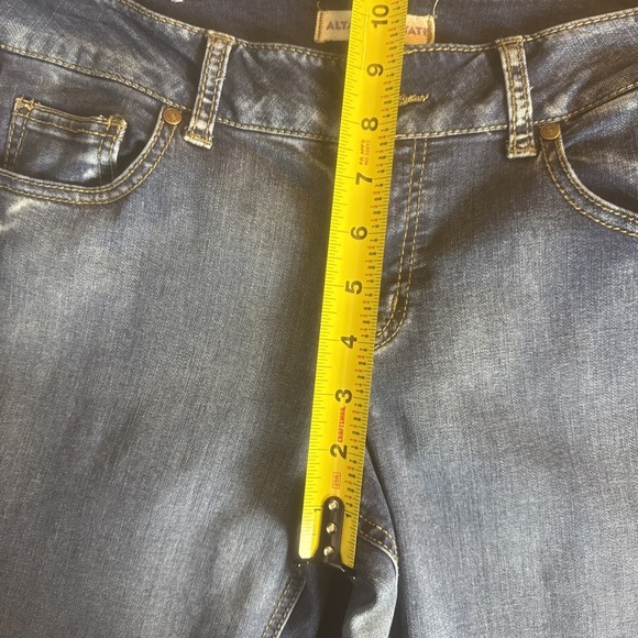 Altar'd State Jeans Womens 28 Caitlyn Low Rise Flare Raw Embroidered Hem Boho - Picture 7 of 10